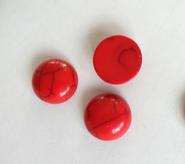 Plastový kamínek / kabošon 17mm (3ks)