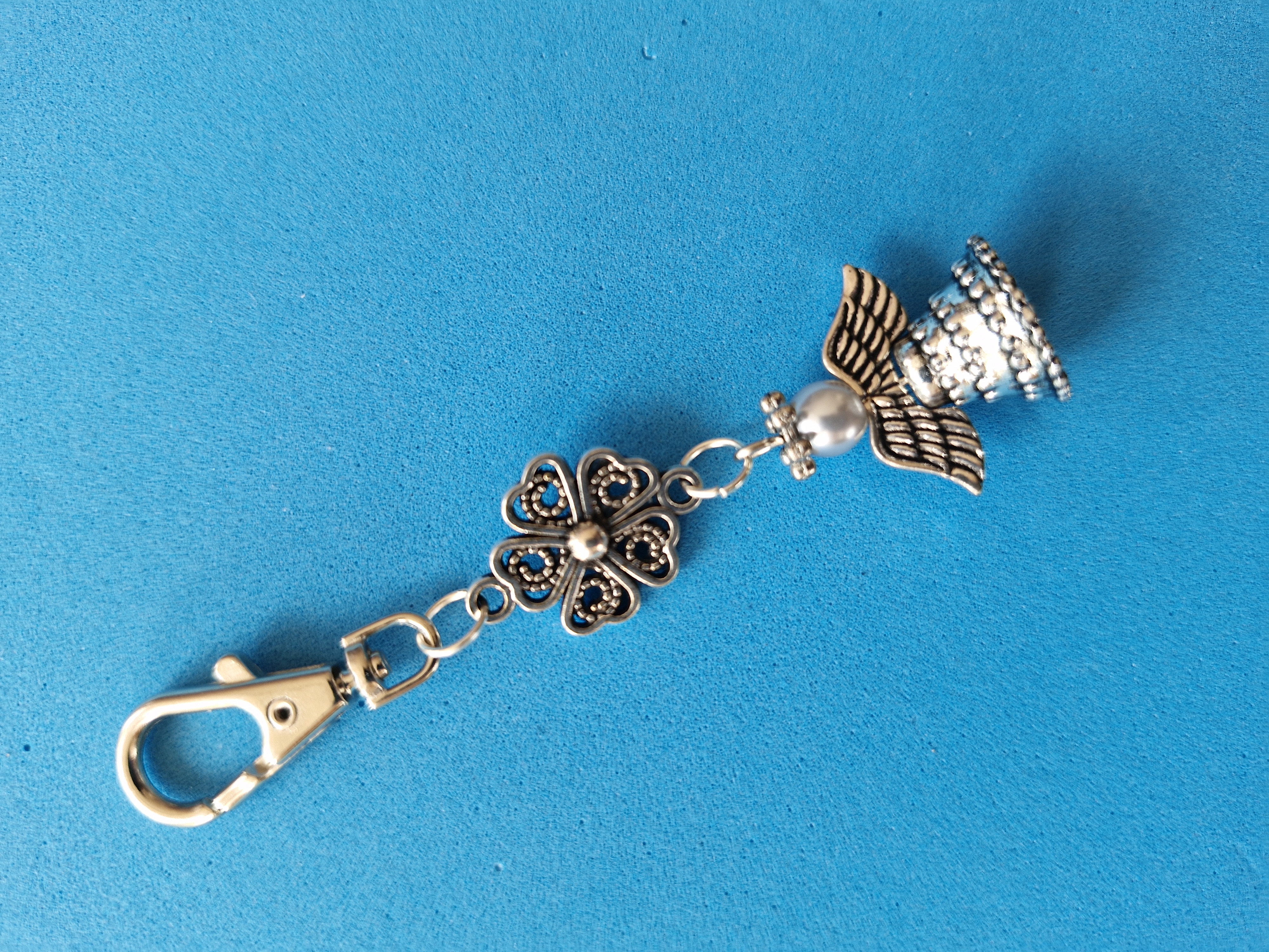 Přívěsek ANDĚLÍČEK s kytičkou