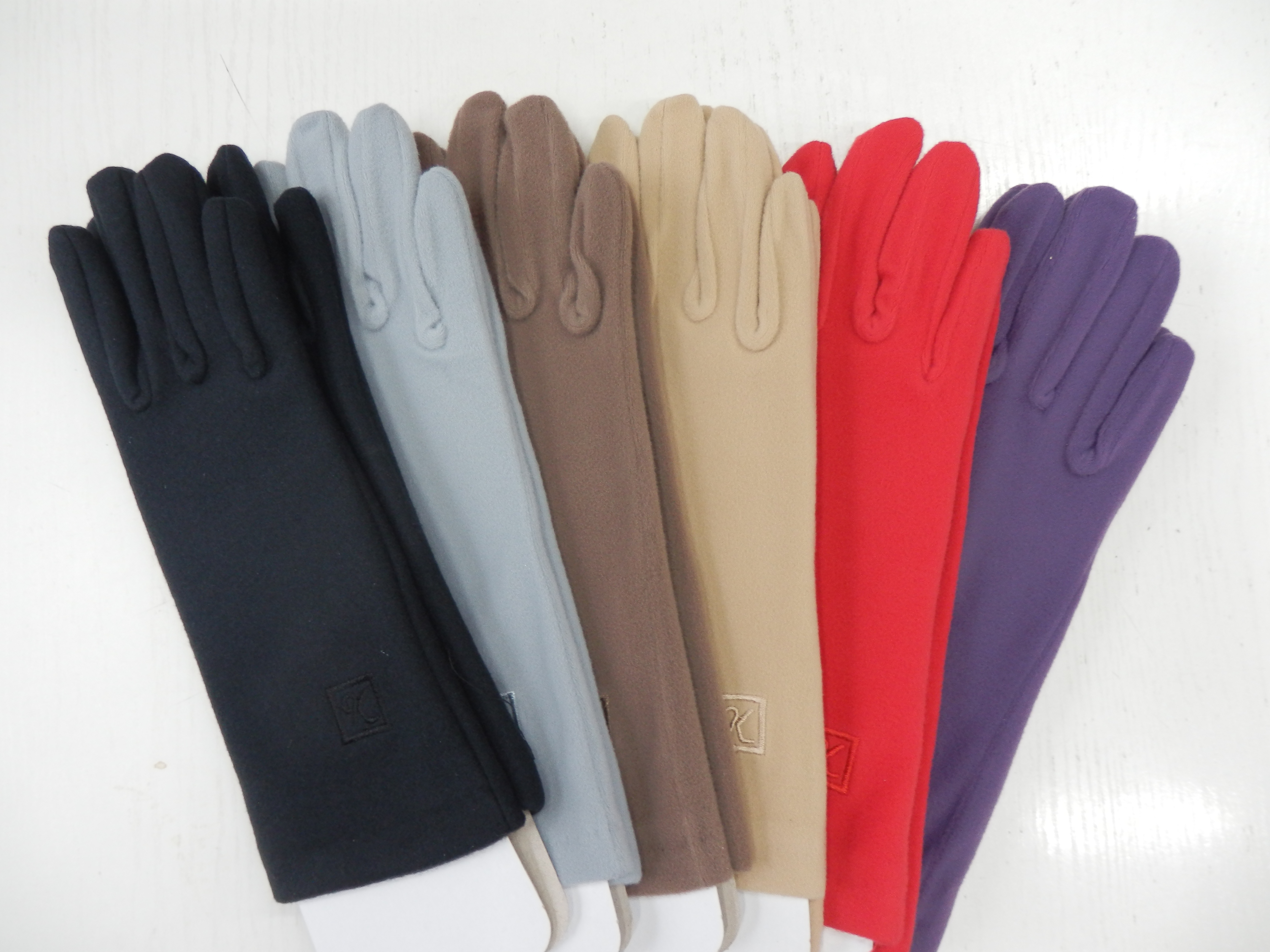 Dámské rukavice z veluru