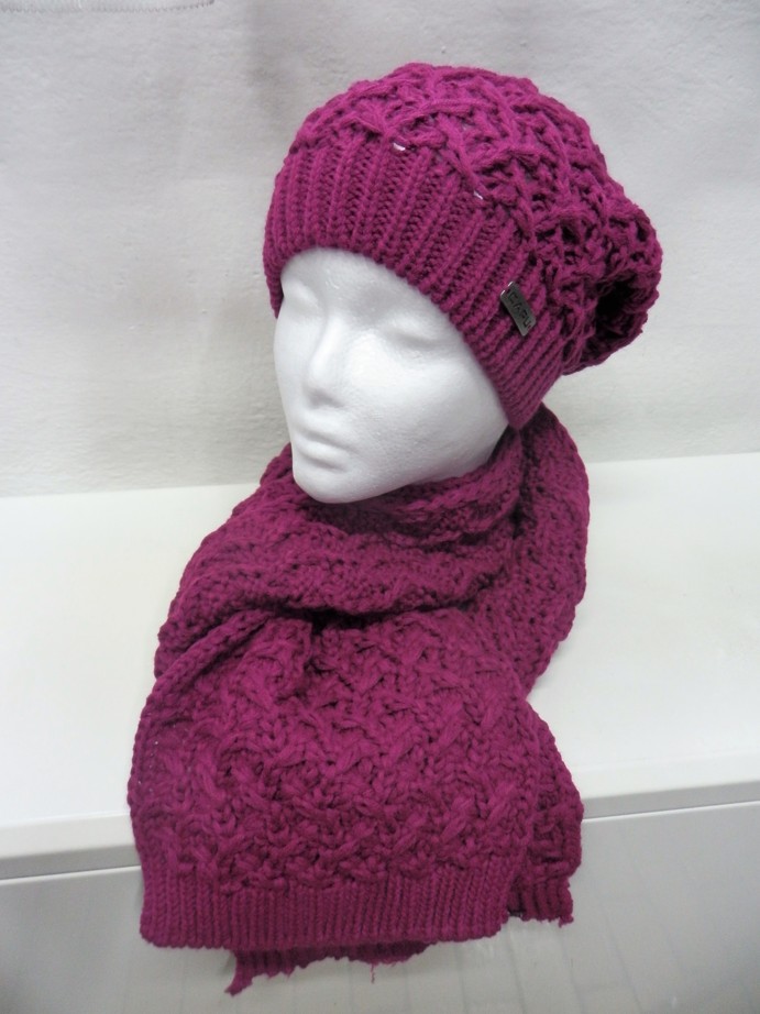 Dámská čepice CAPU  prodloužená