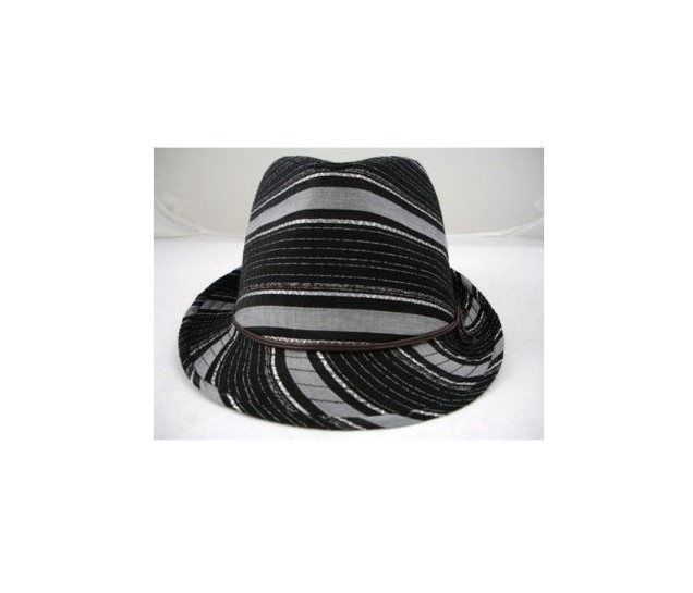Klobouk s pruhy