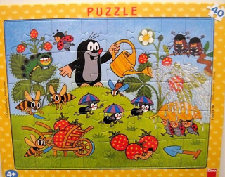 Puzzle KRTEK V JAHODÁCH na desce 40 dílků